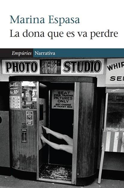 LA DONA QUE ES VA PERDRE | 9788497877718 | ESPASA,MARINA | Libreria Geli - Librería Online de Girona - Comprar libros en catalán y castellano