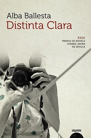 DISTINTA CLARA | 9788491890379 | BALLESTA,ALBA | Llibreria Geli - Llibreria Online de Girona - Comprar llibres en català i castellà