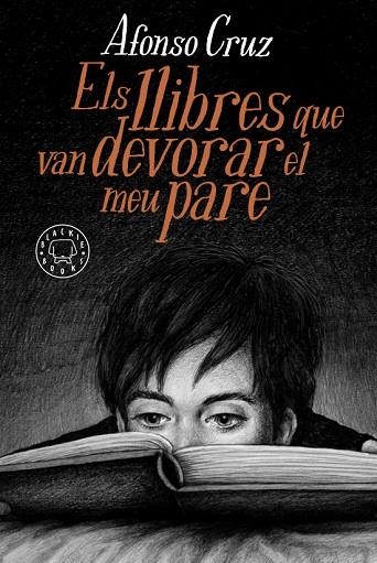 ELS LLIBRES QUE VAN DEVORAR EL MEU PARE | 9788417552282 | CRUZ,AFONSO | Llibreria Geli - Llibreria Online de Girona - Comprar llibres en català i castellà