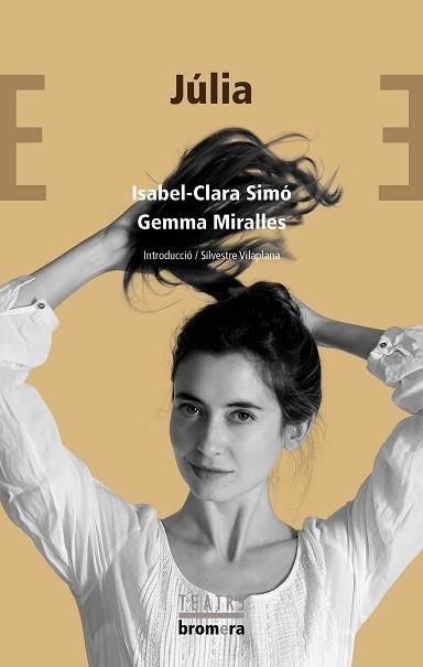 JÚLIA | 9788413582641 | SIMÓ,ISABEL-CLARA/MIRALLES,GEMMA | Llibreria Geli - Llibreria Online de Girona - Comprar llibres en català i castellà